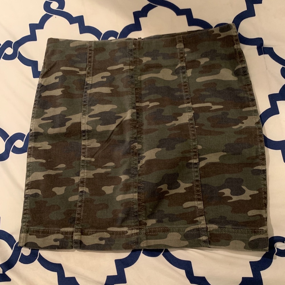 Free People camo skirt